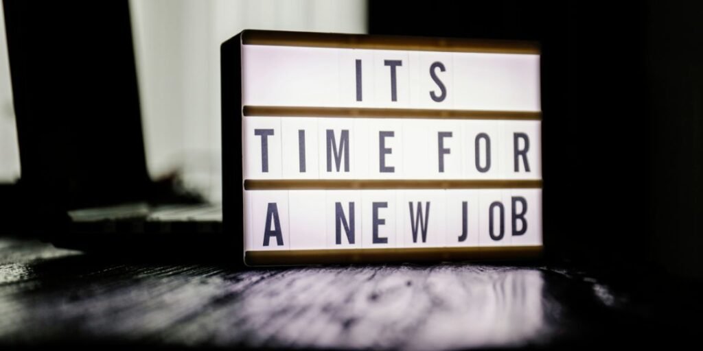 5 Essential Tips for Landing a New Job